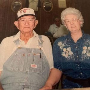 Meet your Posher, Deborah